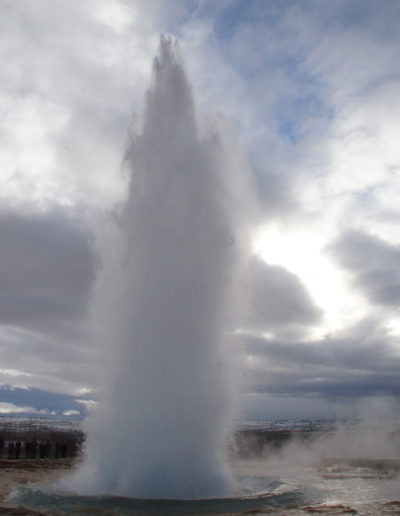 Der Geysir Strokkur